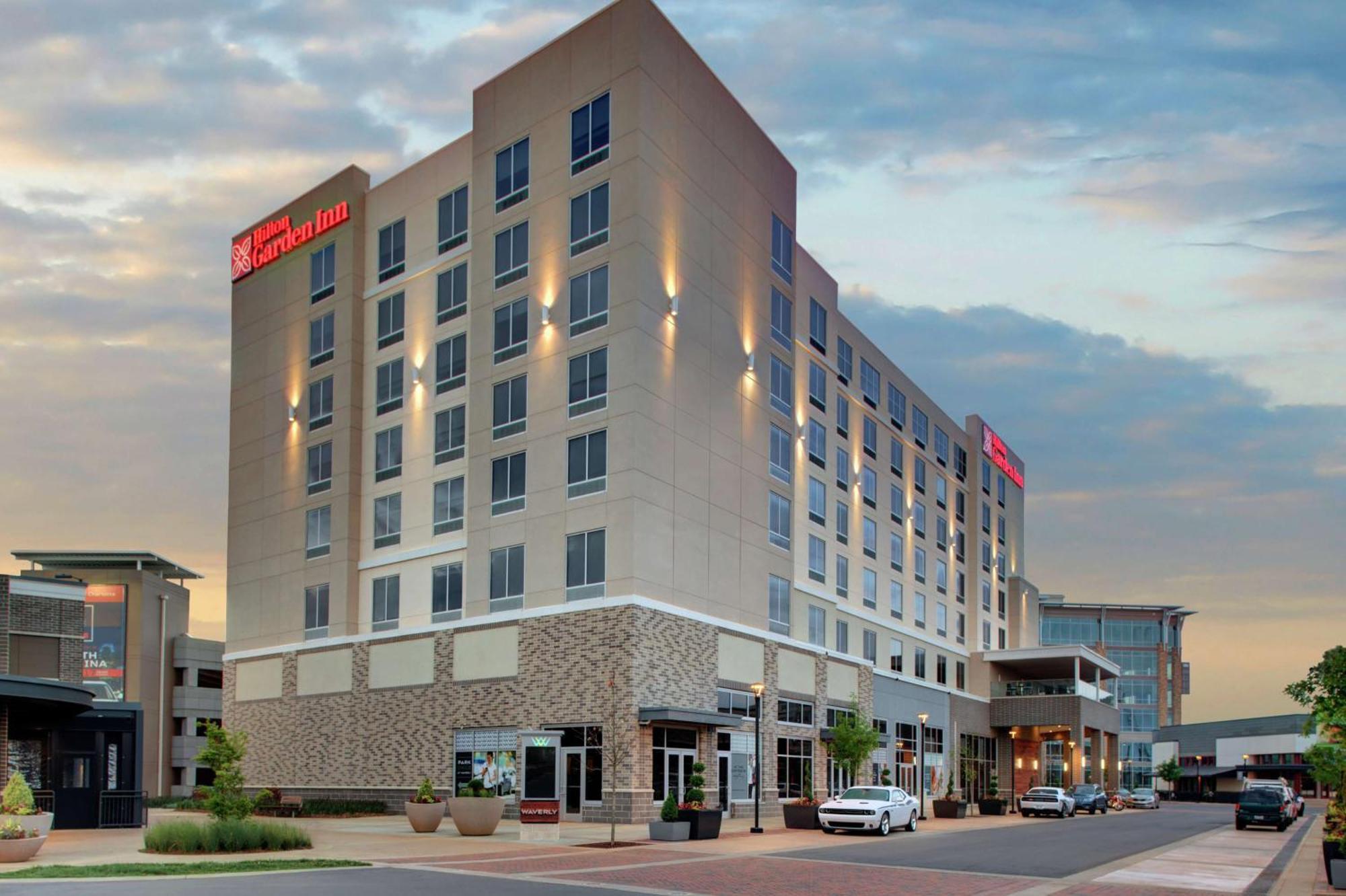 Hilton Garden Inn Charlotte Waverly Ballantyne Exterior photo